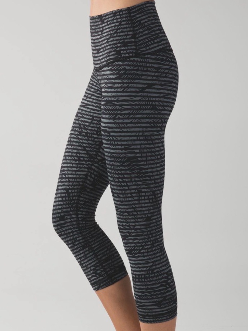 Lululemon Wunder Under Crop II lleggings Stripe Play Slate Black Capri Leggings